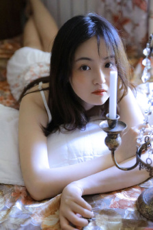 女大学生们